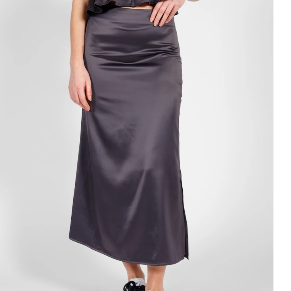Brunette The Label Gray Midi Skirt